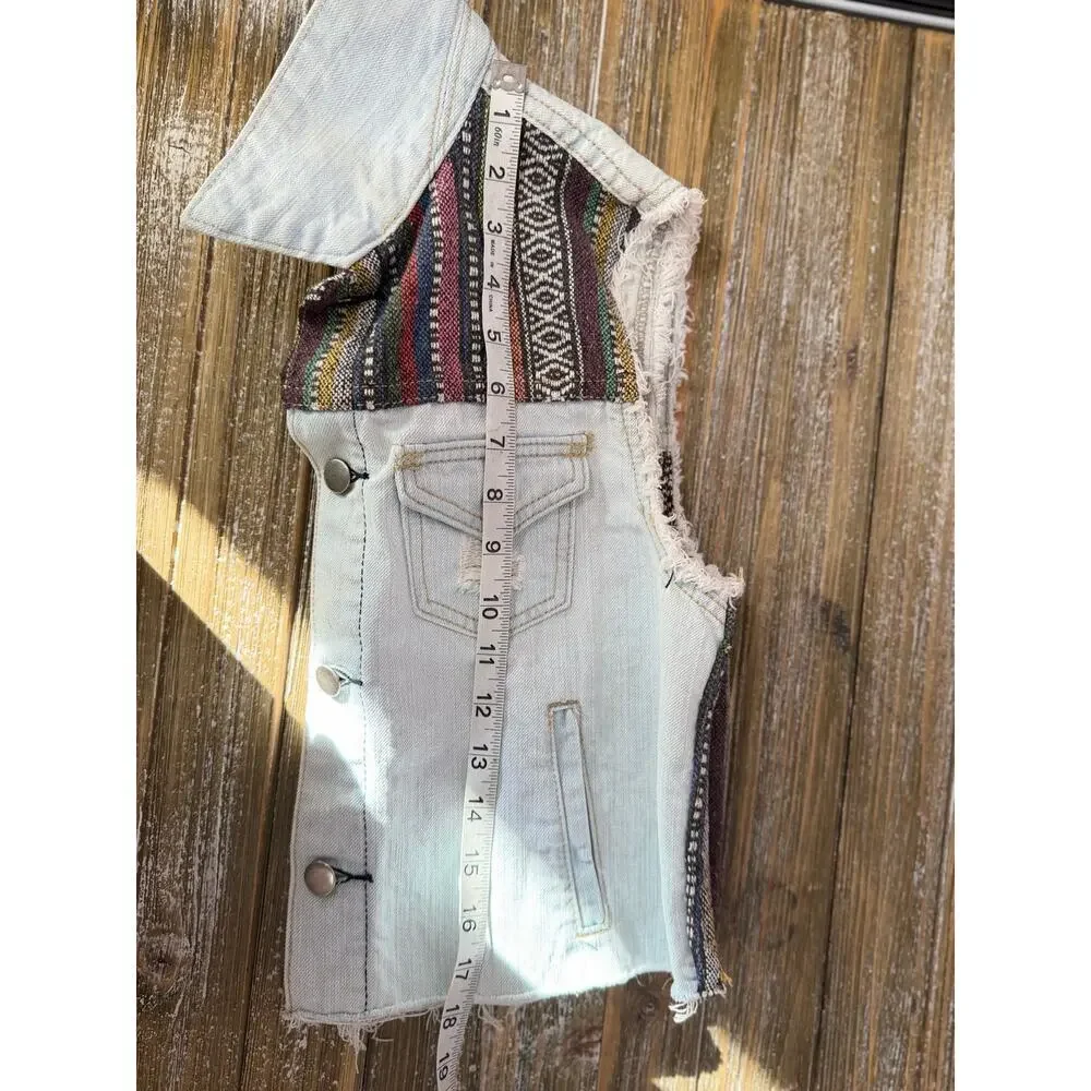 Forever 21 Denim Vest Women Aztec Size S Distressed‎ Frayed Hem Boho Festival